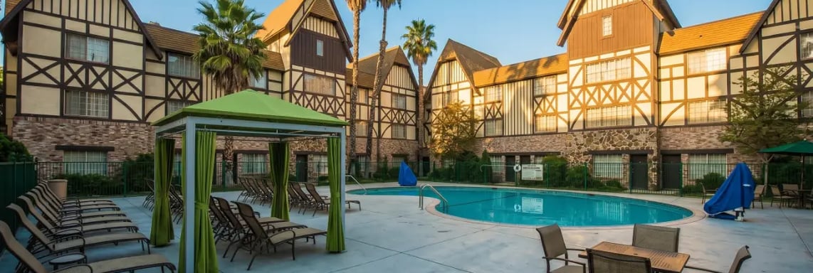 Onde ficar em Anaheim: guia completo de hotéis, casas e melhores regiões