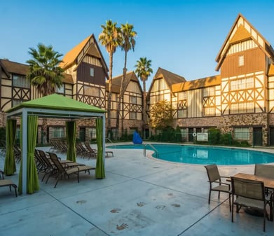Where to Stay in Anaheim: Complete Guide to Hotels, Vacation Homes, and Best Areas